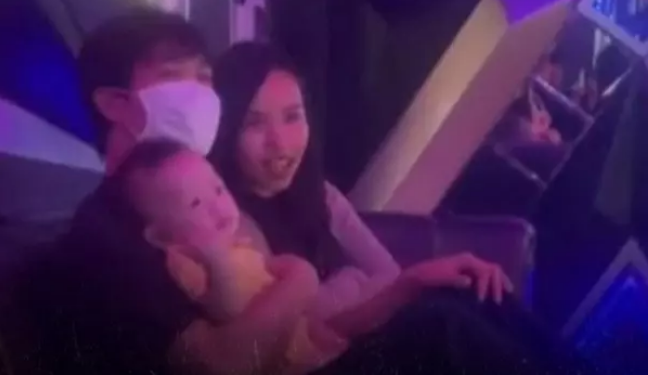 Công Phượng chính thức lên chức bố vào ngày 18/8/2021. Bé trai có biệt danh là Mito và vô cùng kháu khỉnh.