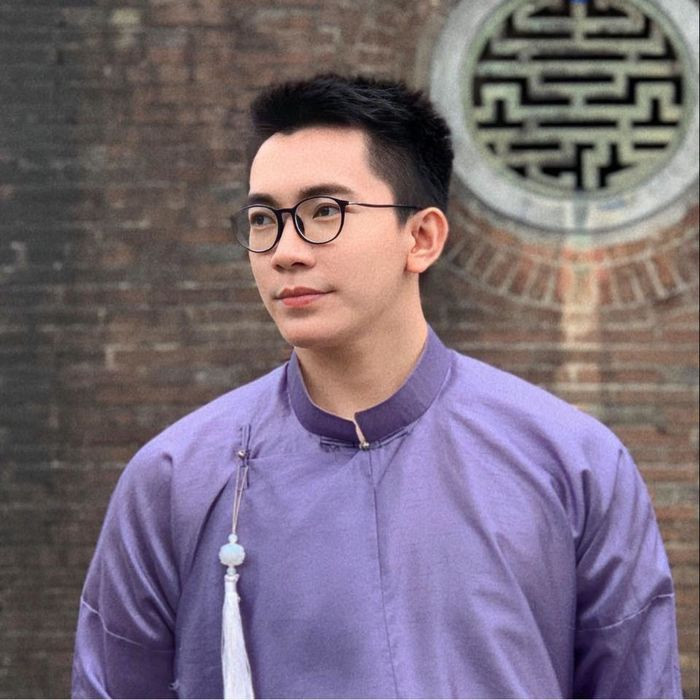 Cũng trong ngày thuyết trình đồ án, Huy nhận được thông báo là thủ khoa đầu ra của trường ĐH Kiến trúc TP.HCM.