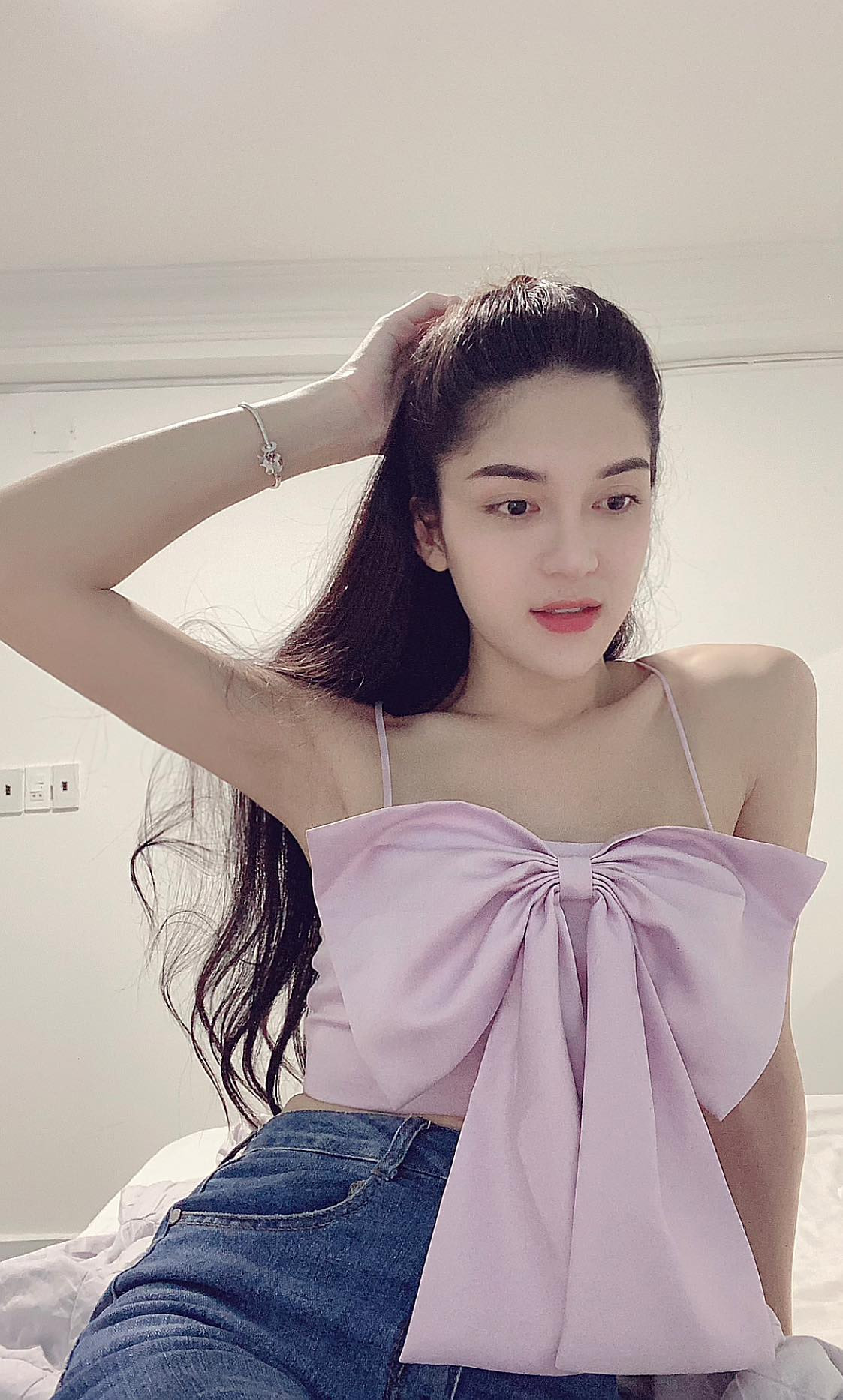 Dù bị chê trách về thái độ nhưng không thể phủ nhận Huỳnh My là một nhan sắc được đánh giá cao. Ảnh: FBNV