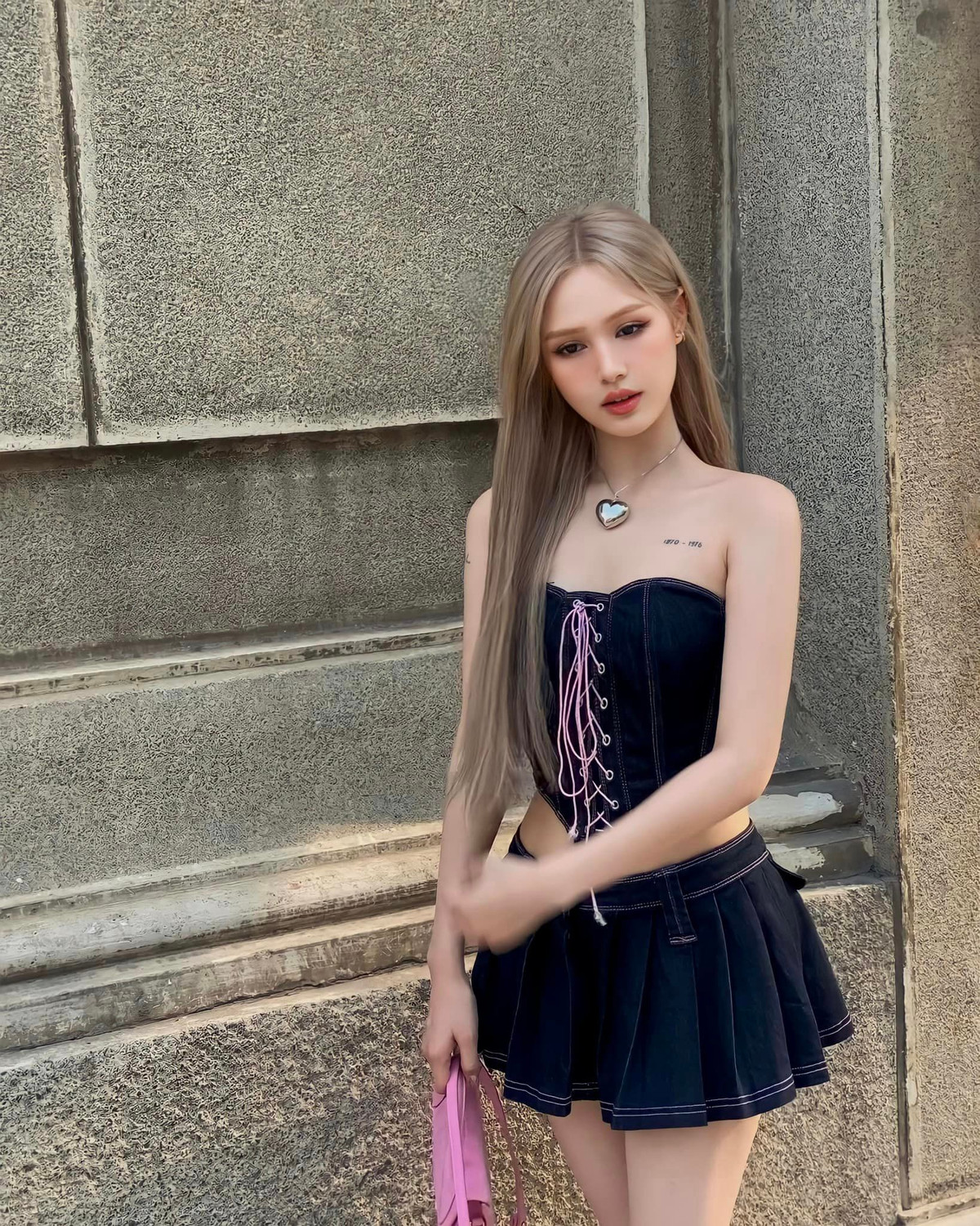 Về đời tư, cô được ông xã streamer cưng chiều hết mực sau nhiều năm kết hôn. Ảnh: FBNV