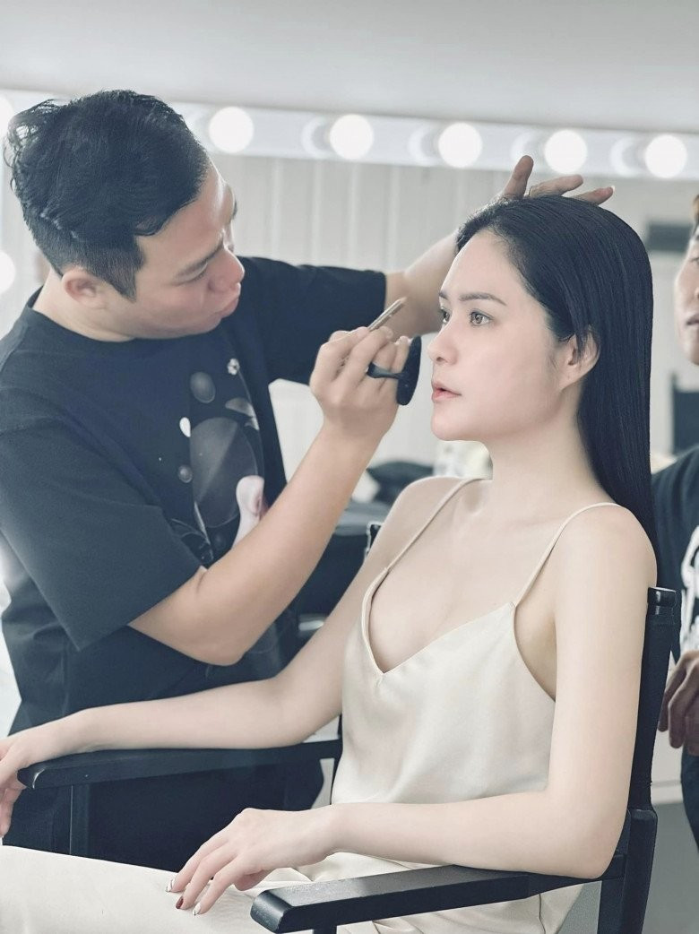 Câu nói làn da mịn màng như em bé có lẽ phù hợp với Đoàn Di Băng. Ảnh: FBNV