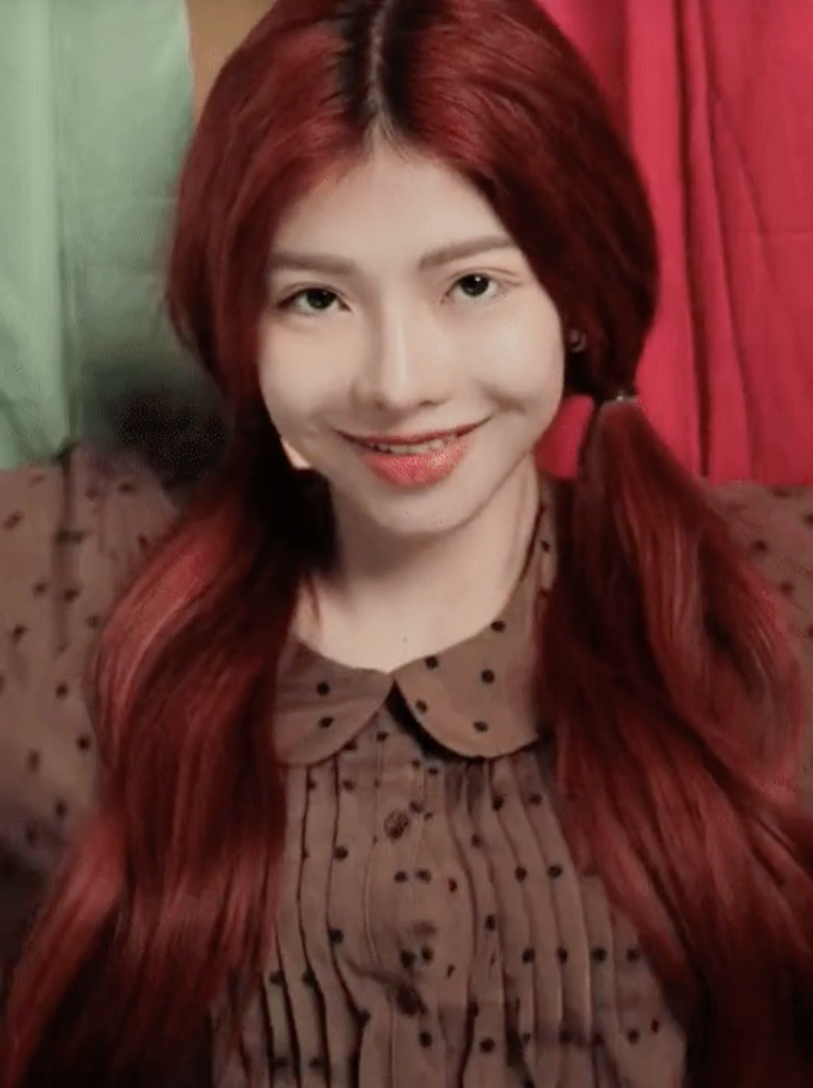 Hot TikToker đã bất ngờ cầu xin mọi người không đánh giá và so sánh mình.