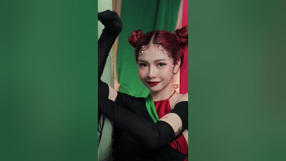 Dù nữ TikToker đã khoá bình luận nhưng lượng người xem vẫn tăng đều đặn.