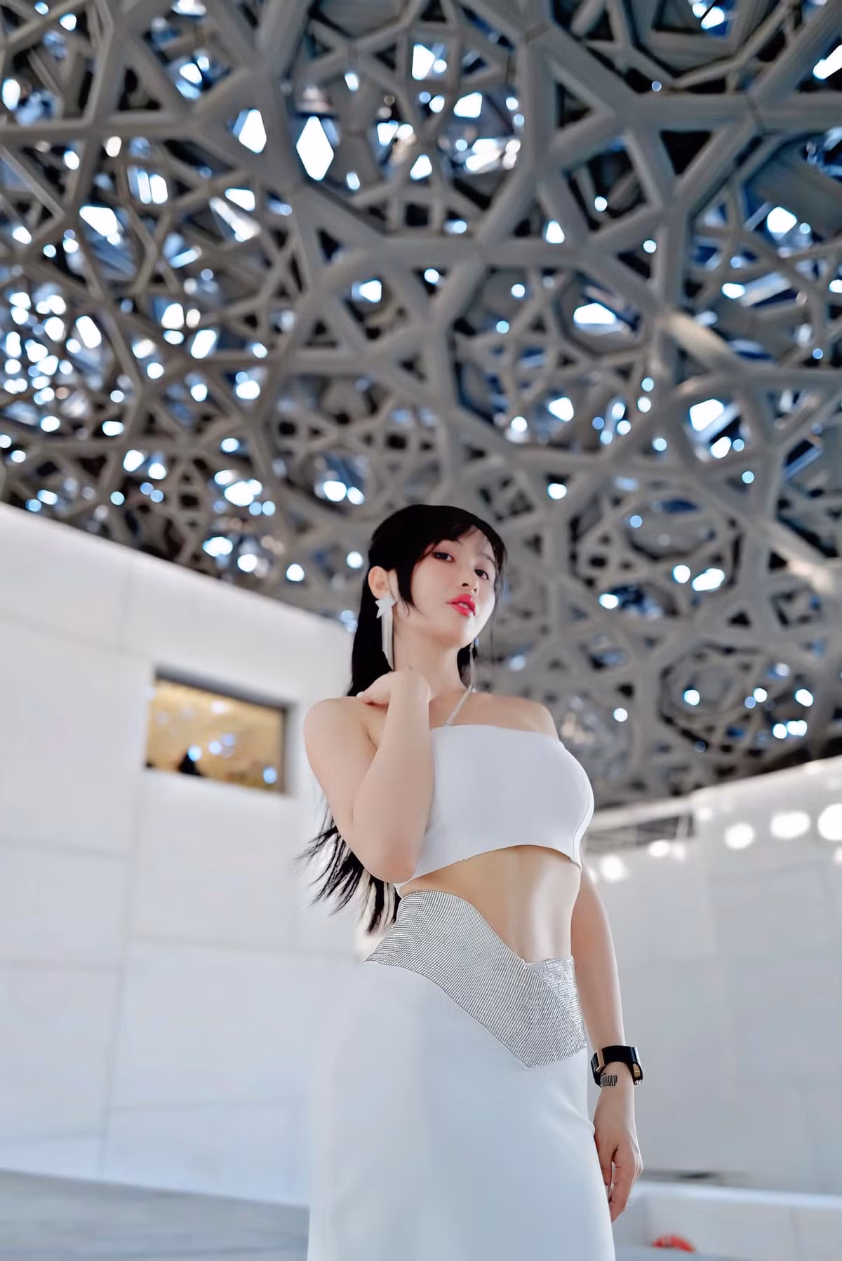 Là vợ của doanh nhân thành đạt, Mina Phạm thường xuyên cập nhật hình ảnh sang chảnh lên mạng xã hội.