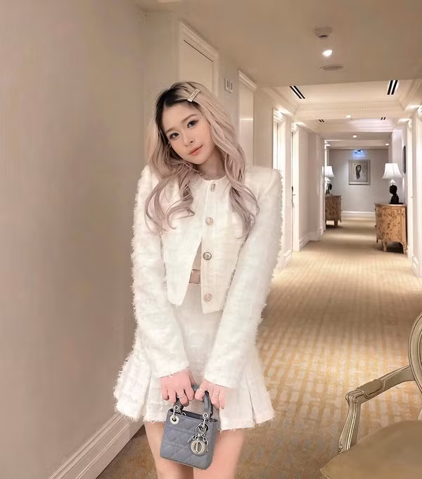 Sở hữu kênh TikToker với hơn 1,8 triệu người theo dõi, Nguyễn Châu Anh thường xuyên chia sẻ về cuộc sống của bản thân tại Mỹ.