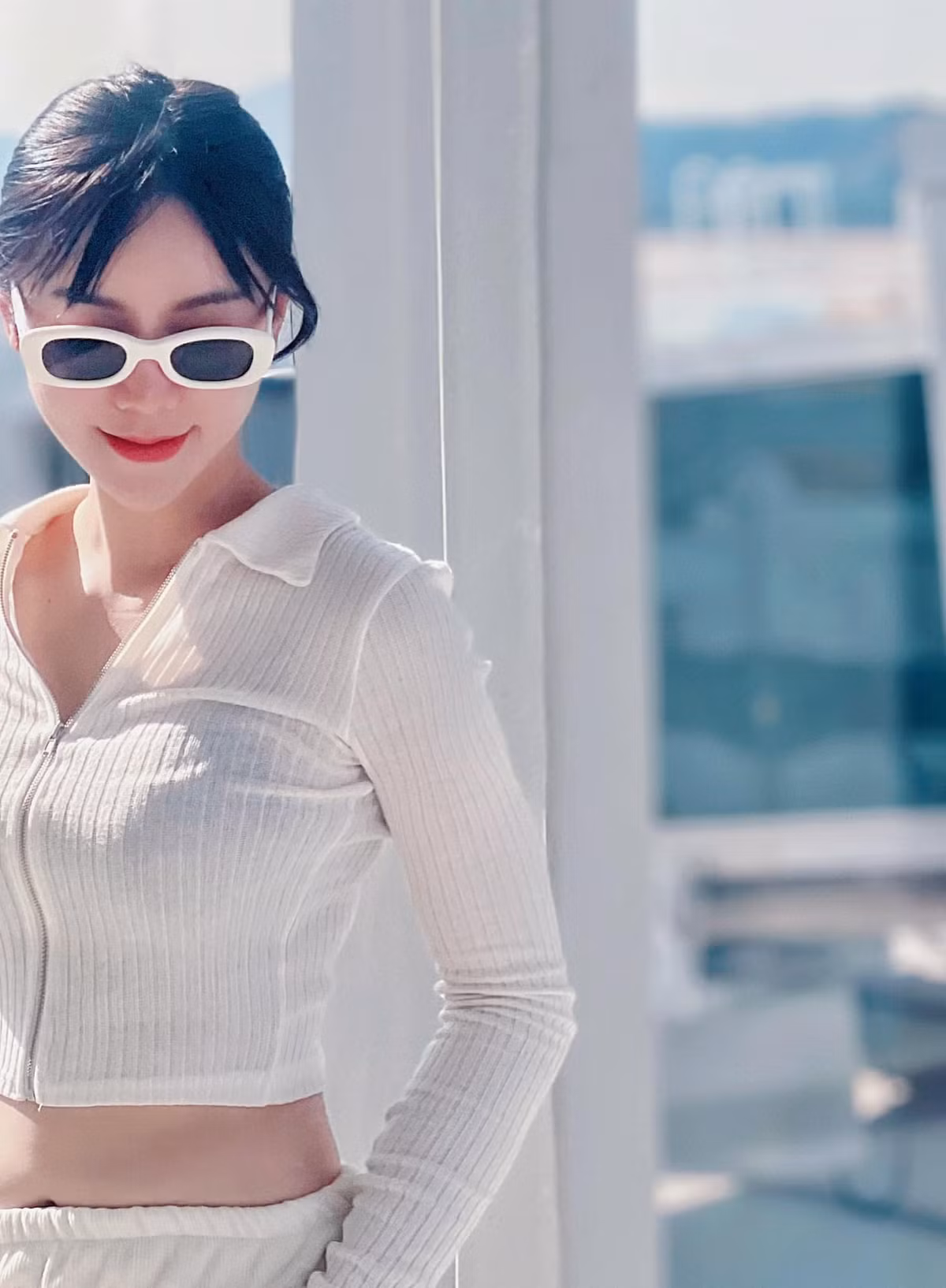 Là người của công chúng, hot girl Kem Xôi này cũng rất chú ý đến vấn đề chăm sóc bản thân.