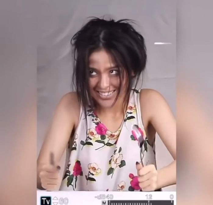 Màn lột xác sau đó của nữ TikToker cũng không được mọi người đánh giá cao bởi nhan sắc trước và sau khi biến hình được nhận xét là không "vừa mắt".