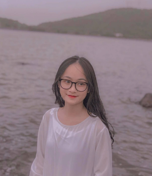 Trong tương lai, Khánh Linh mong muốn thử sức với vai trò người mẫu.