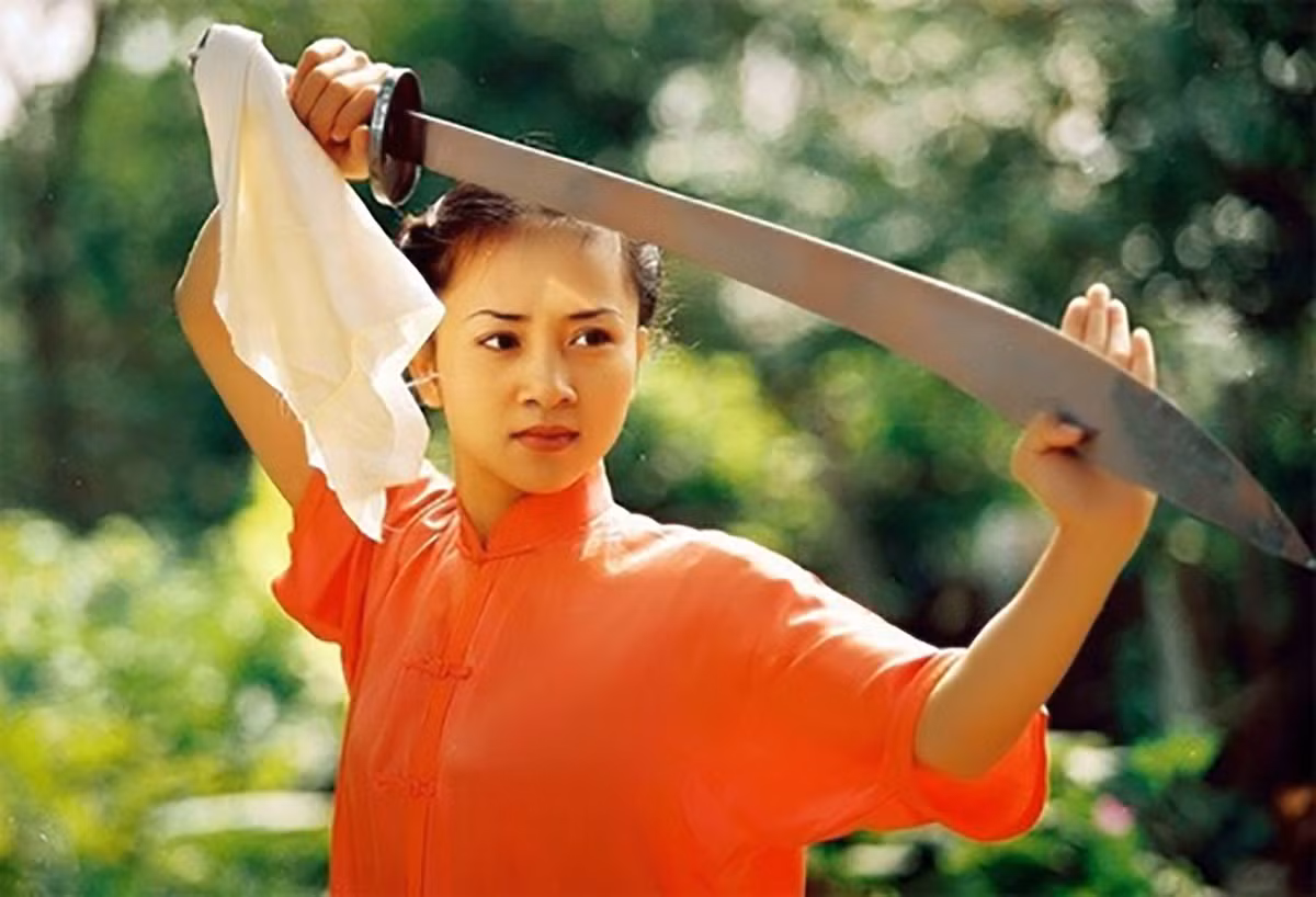 Nguyễn Thúy Hiền được mệnh danh là "nữ hoàng Wushu" của làng thể thao Việt Nam, cô từng nổi đình đám thời điểm những năm 1993-2003.