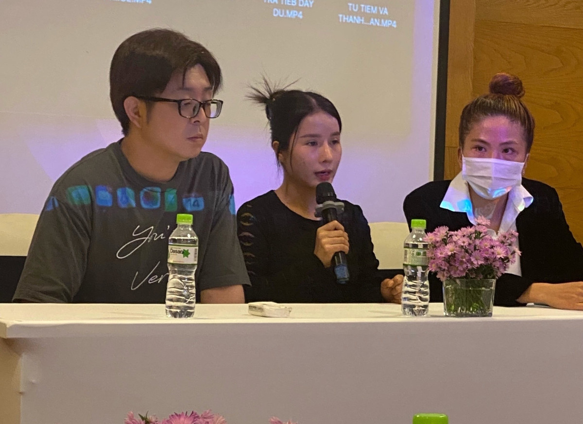 Vào tối ngày 14/3, Đức Nhân cùng chồng tổ chức họp báo, chính thức lên tiếng về ồn ào thụ tinh nhân tạo.