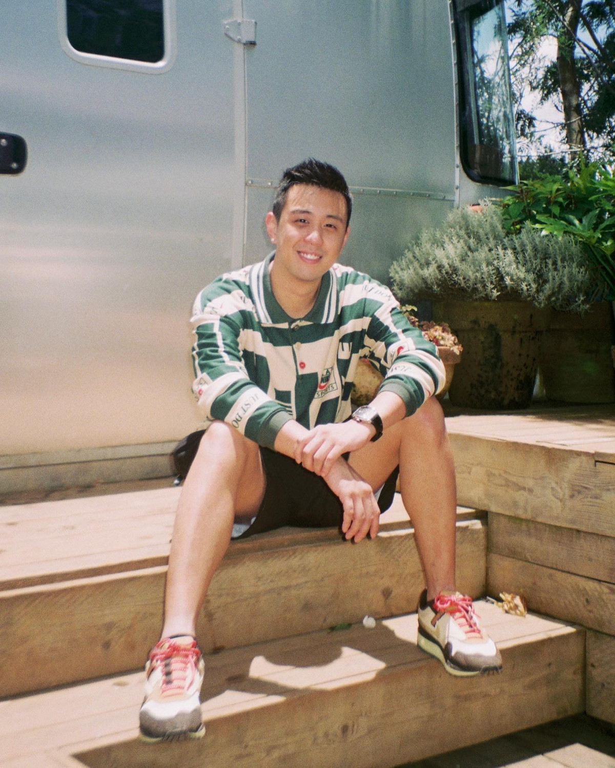 Ngoài ra, chuyện tình cảm của anh chàng cũng thu hút nhiều sự chú ý.