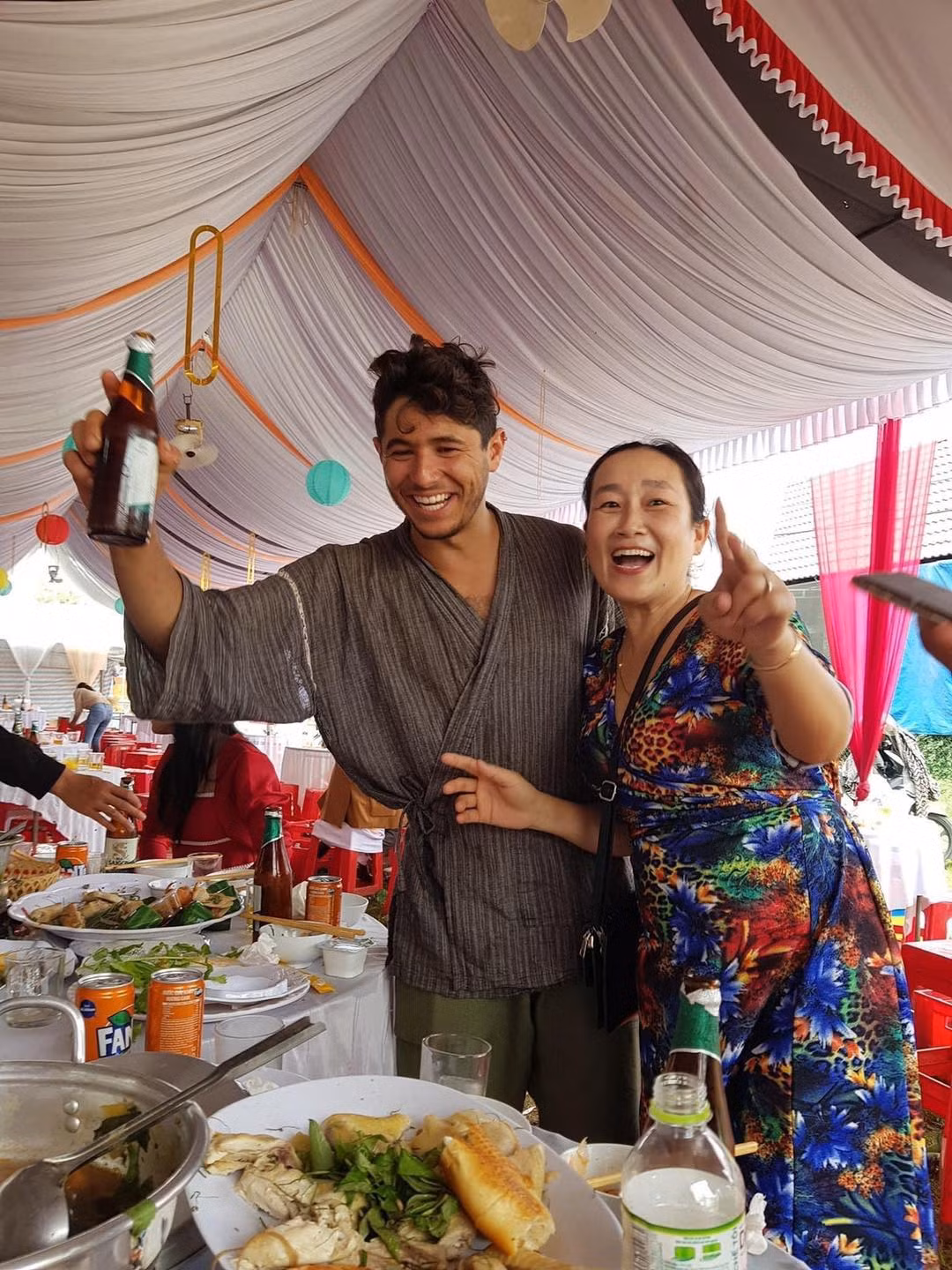 Qua hình ảnh này không ít netizen cho rằng bà con Quảng Trị rất mến khách. Ảnh: Quảng trị 24h