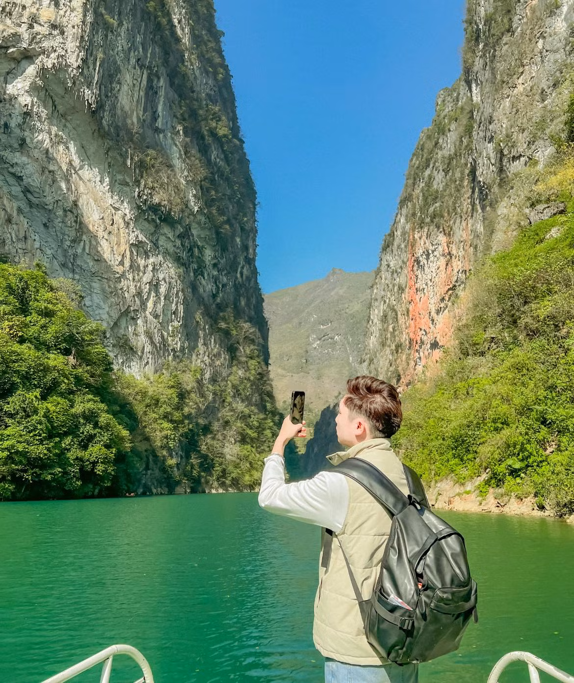Tìm kiếm điểm check in ở Hà Giang mà bỏ qua sông Nho Quế và hẻm Tu Sản thì đúng là một điều thiếu sót lớn. Ảnh: Chu Đức Giang