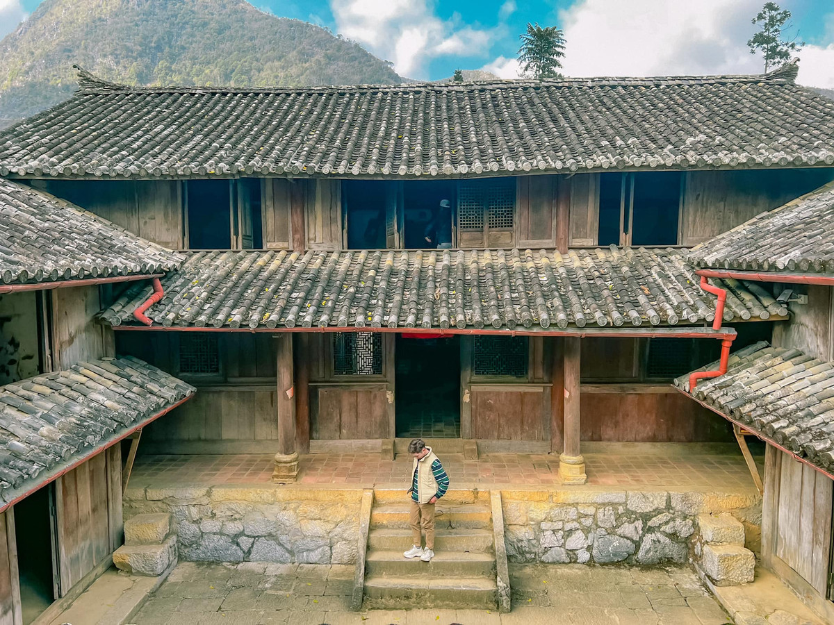 Với những nét kiến trúc cổ xưa, nơi đây đang là địa điểm hội sống ảo theo phong cách vintage săn lùng nhiều nhất thời gian qua. Ảnh: Chu Đức Giang