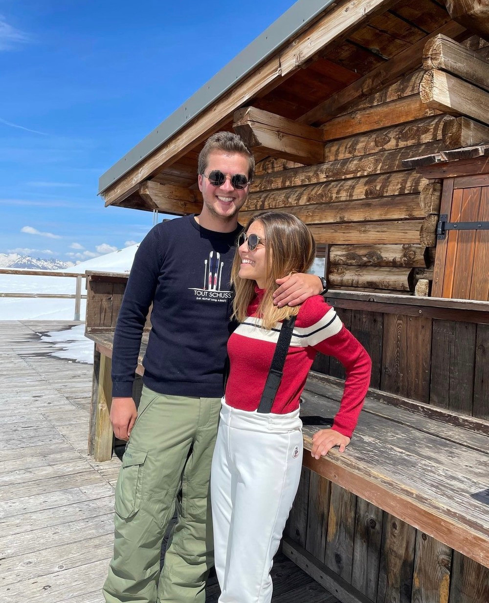 Chia sẻ về đoạn clip viral khắp thế giới, nữ chính cho biết người bạn trai bảo rằng cô nàng đừng bắt hoa cưới, thế nhưng Margot đã làm trái ngược hoàn toàn.