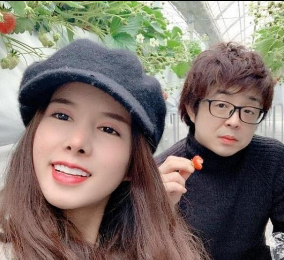 Ngoài ra bác sĩ cũng ẩn ý nghi vấn liệu có phải Đức Nhân đang muốn lấy chuyện con cái ra "câu view" hay vì mục đích thương mại nào khác.