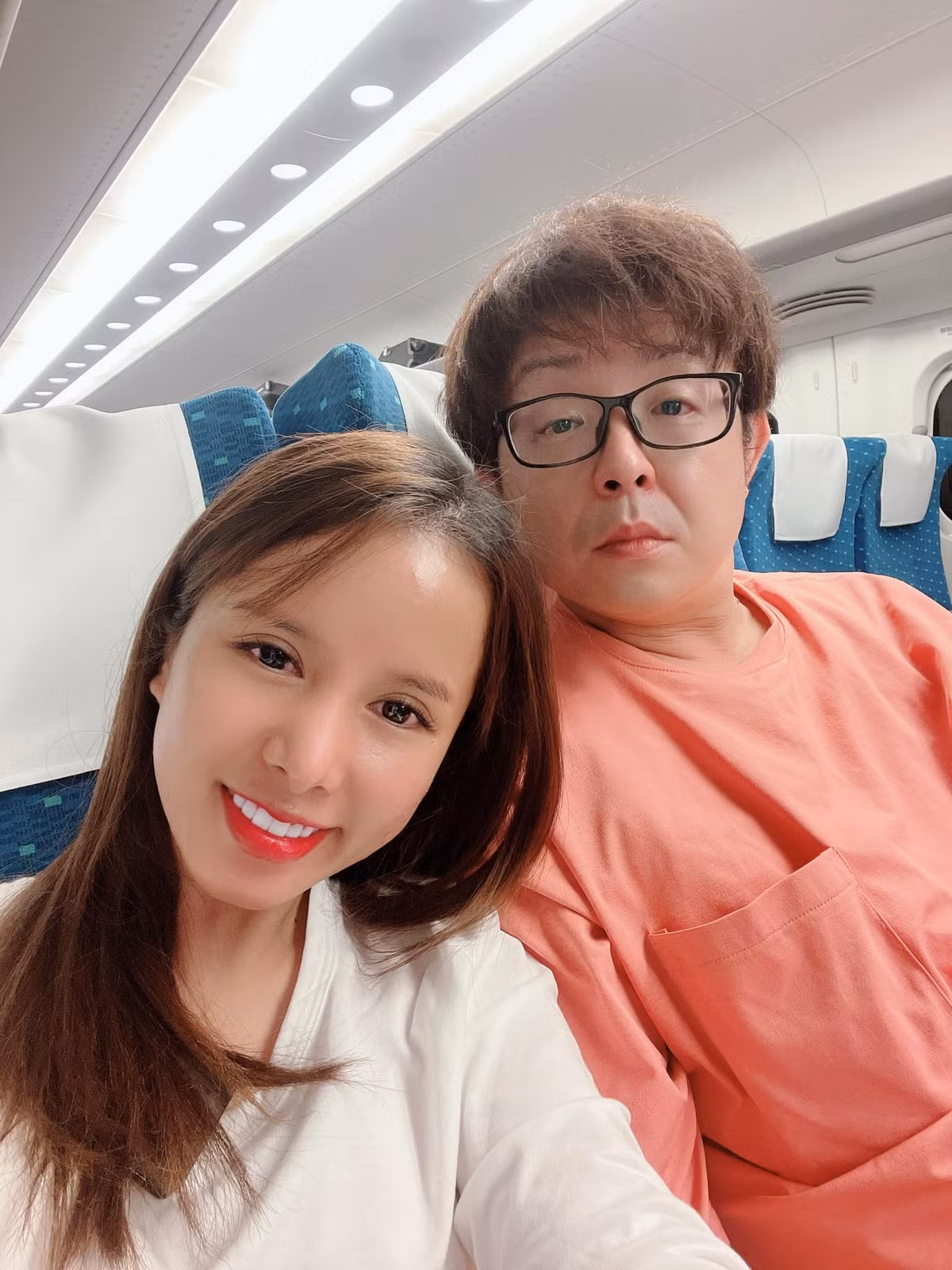 Thời gian gần đây, vợ chồng Bà Nhân Vlog từ Nhật Bản về Việt Nam làm thụ tinh nhân tạo, mọi quá trình đều được cặp đôi cập nhật thường xuyên.