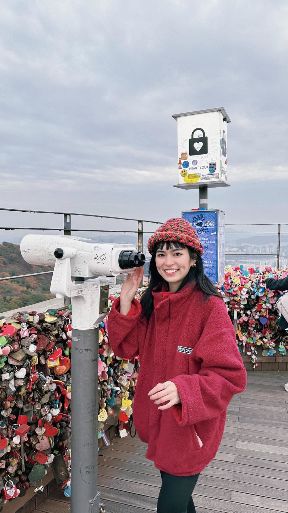 Khánh Vân cho biết hiện tại cô đang cố gắng trau dồi kỹ năng thông qua các lớp diễn xuất để có thể quay lại màn ảnh trong thời gian sớm nhất.