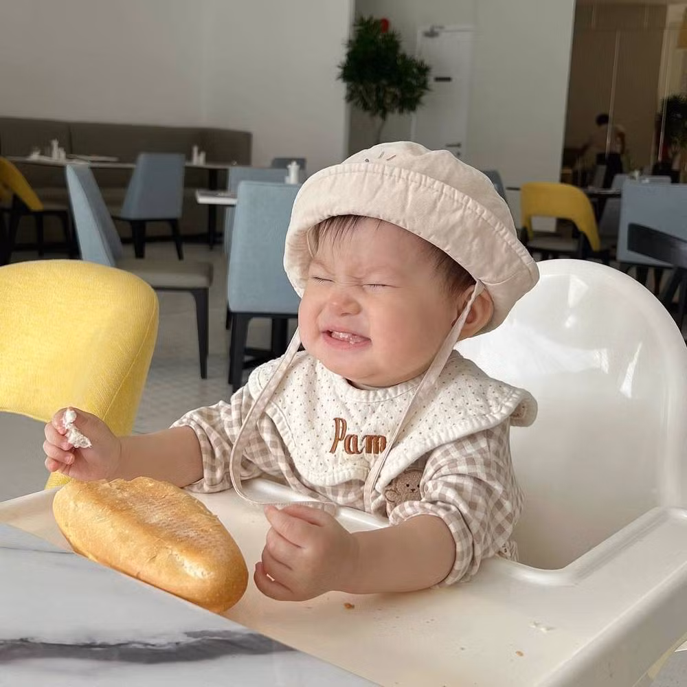 " Idol nhí" hiện tại đang gây bão trên MXH là con gái của hot girl Salim, có tên thường gọi là Pam.