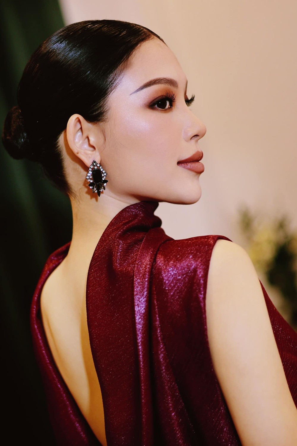 Hiện cặp đôi đang tất bật chuẩn bị hầu hết những công đoạn vì thích sự ấm cúng, thân mật, mang dấu ấn riêng.