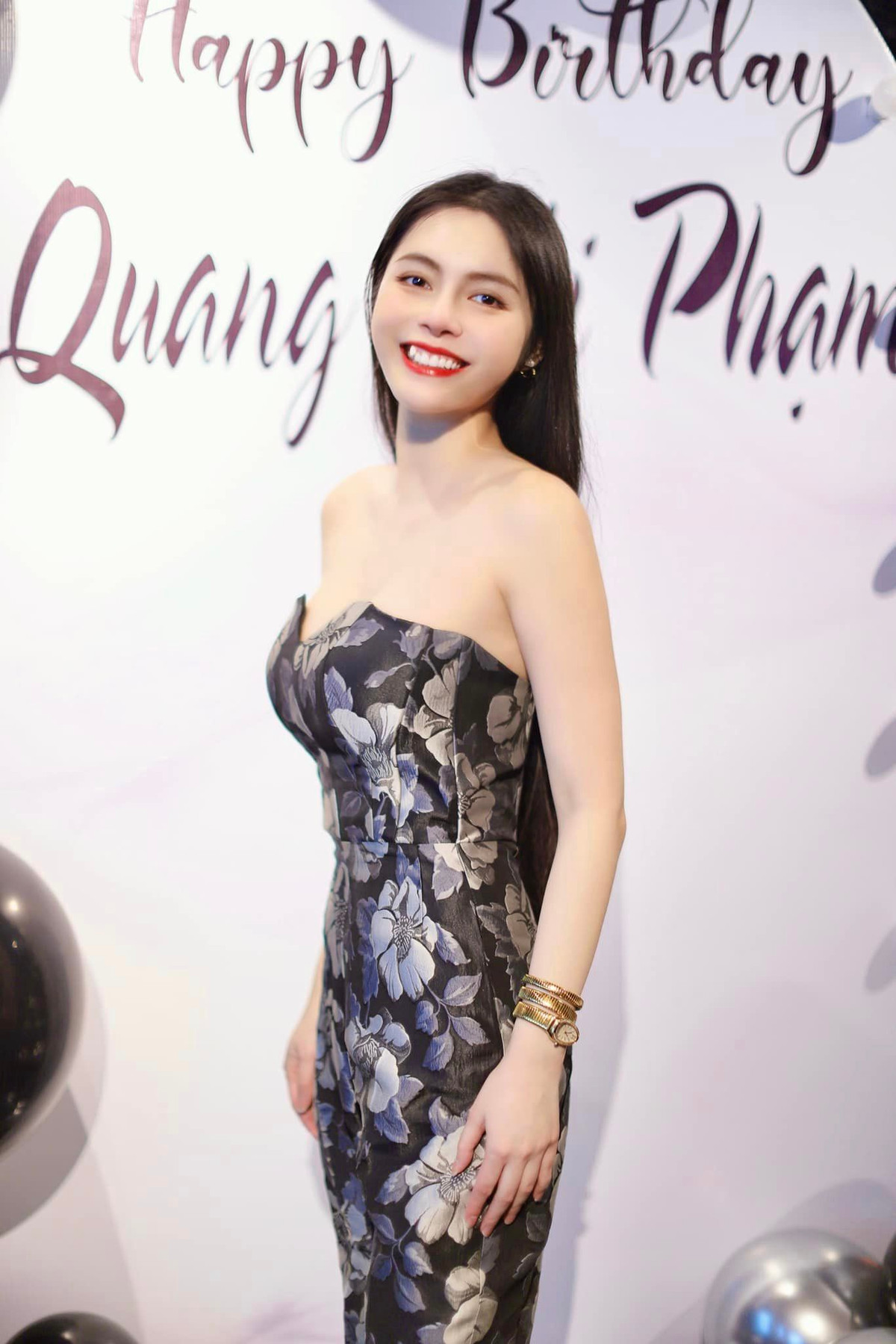 Cao Diệp Anh sinh năm 1995, quê ở Tuyên Quang, đang theo học Thạc sĩ tại trường Đại học Kinh tế quốc dân.