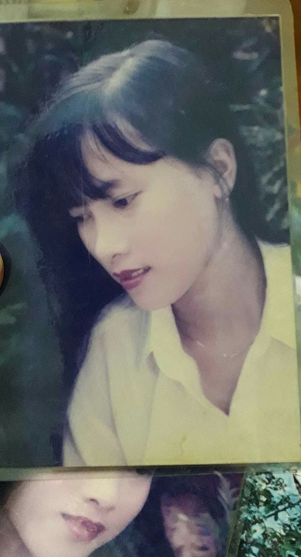 Xem ảnh ngày xưa thì các hot boy, hot girl thời nay cũng phải ngỡ ngàng trước vẻ đẹp "nghiêng nước nghiêng thành" của các phụ huynh. Ảnh: Tổng hợp