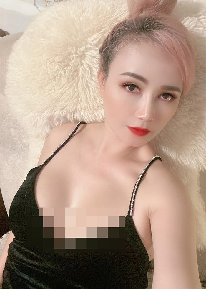 Hiện tại Hoàng Yến đã có bạn trai mới nhưng cô giữ kín thông tin của người này.