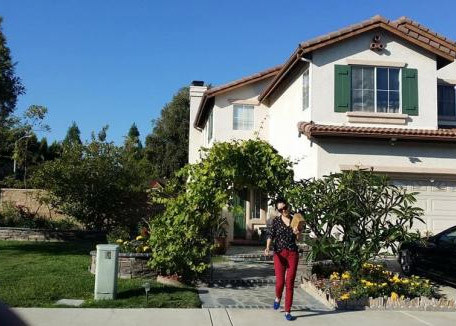 Hiện tại, Thu Phương và Dũng Taylor cùng các con đang ở tại một căn biệt thự khang trang với khoảng sân vườn rộng tại thành phố Irvine, California, Mỹ.