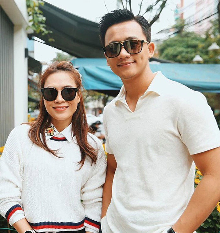 Mặc dù chưa bao giờ lên tiếng khẳng định mối quan hệ giữa mình và Mai Tài Phến, nhưng thỉnh thoảng nữ ca sĩ cũng dành những lời khen tặng rất đáng yêu cho "tình tin đồn". Theo Mỹ Tâm, Mai Tài Phến là người hiền lành, dễ thương, chu đáo và hiểu chuyện. (Ảnh: FBNV)