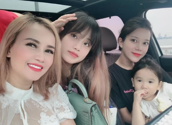 "Cô Xuyến" Hoàng Yến tận hưởng cuộc sống mẹ đơn thân vui vẻ bên các con sau biến cố hôn nhân.