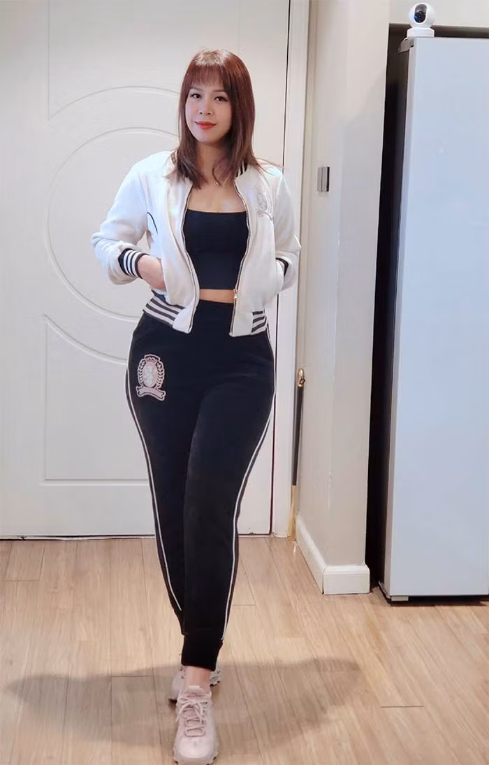 Sau sinh một tháng, Lan Phương đã lấy lại vóc dáng.