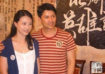 Năm 22 tuổi, Châu Hải My kết hôn với tài tử gốc Việt Lữ Lương Vỹ. Cả hai gặp nhau trên phim trường "Đào nở phong vân" rồi kết hôn sau 3 năm hẹn hò. (Ảnh: Asia)