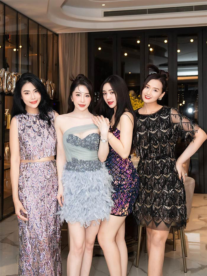 Thời gian này, Quỳnh Nga đang bận rộn với việc kinh doanh thời trang nên cô vắng bóng trên màn ảnh nhỏ.