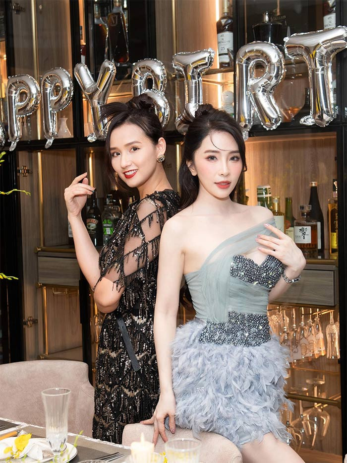 Làn da trắng, ba vòng bắt mắt là những ưu điểm nổi bật của nữ diễn viên sinh năm 1988.