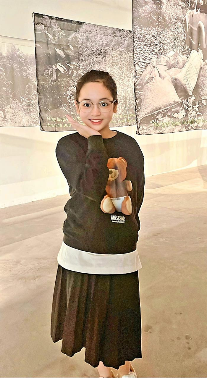 Diệp Anh tham gia nhiều bộ phim truyền hình như: Ngược chiều nước mắt, Hướng dương ngược nắng, Thương ngày nắng về, Ông ngoại tuổi 30, Chú ơi đừng lấy mẹ con, Maika - Cô bé đến từ hành tinh khác.