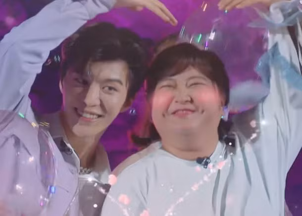 Mạng xã hội Trung Quốc đang rộ lên thông tin Giả Linh là người yêu của em trai Phạm Băng Băng - Phạm Thừa Thừa. Thậm chí tin đồn còn cho rằng nữ diễn viên sinh năm 1982 đã sinh con cho người tình kém cô 18 tuổi.