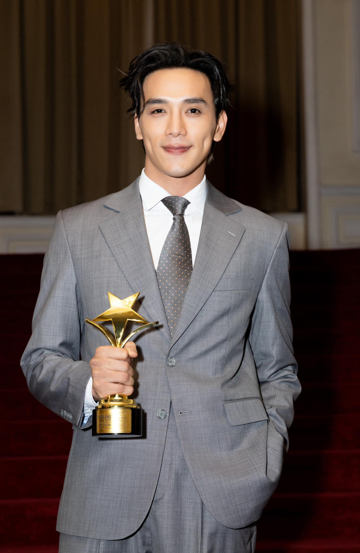 Đam mê, nỗ lực và sự hy sinh ngoại hình cho vai diễn trong "Bẫy ngọt ngào" giúp Thuận Nguyễn nhận giải Nam diễn viên phụ xuất sắc nhất năm 2022.