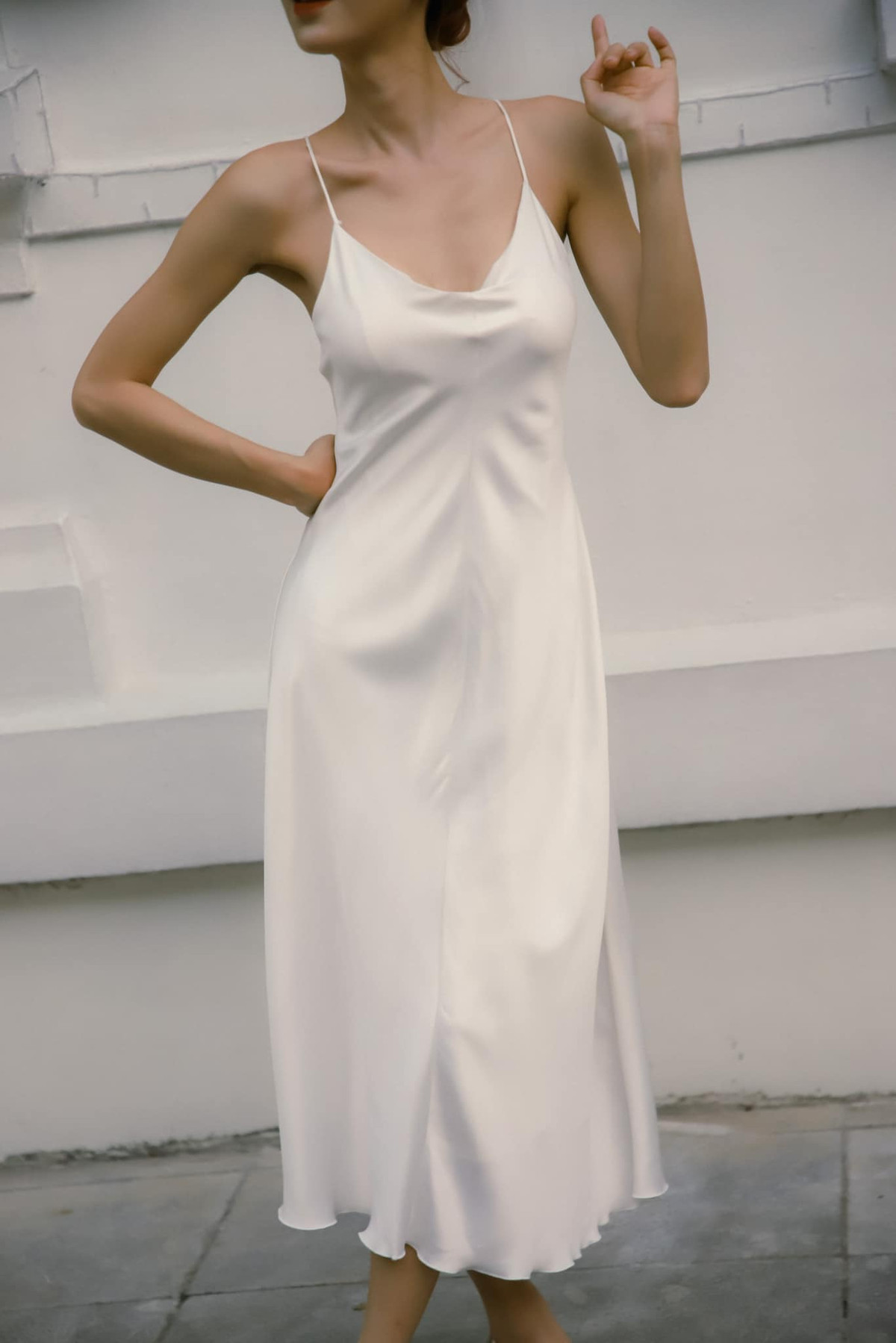 Mỹ nhân chuyển giới chịu nhiều đau đớn kèm theo tốn kém tiền bạc để được sống thật với giới tính của mình.