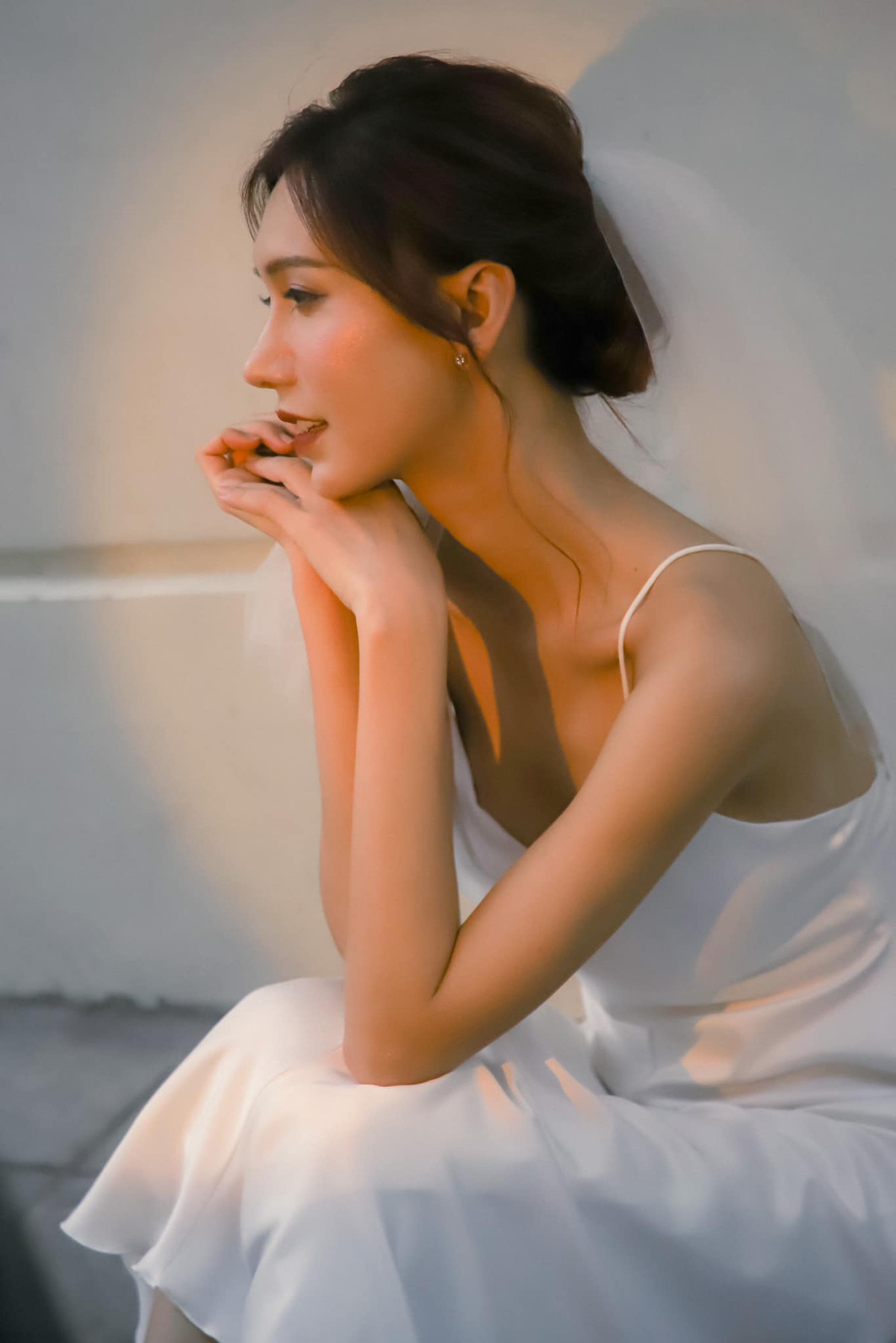 Góc nghiêng "thần thánh" của mỹ nhân chuyển giới.