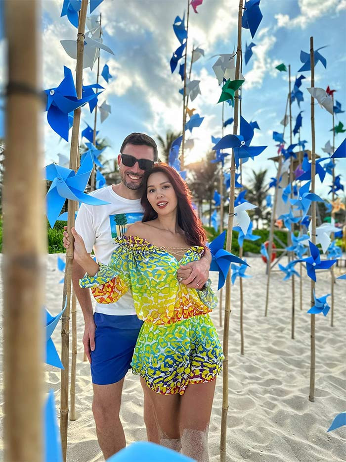 Hà Anh là một trong những sao Việt có cuộc sống hôn nhân hạnh phúc, viên mãn nhất Vbiz.