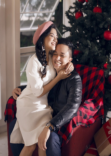 Thanh Ngọc được ông xã hỗ trợ hết mình, cùng chăm con và vun vén cho gia đình nhỏ. Cô còn được "nửa kia" ủng hộ trên con đường ca hát.