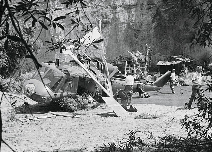 Morrow và hai diễn viên nhí cùng tham gia cảnh quay đã tử vong do vết thương quá nặng và năm thành viên của đoàn sản xuất phim phải đối mặt với cáo buộc ngộ sát. (Ảnh: NYpost)