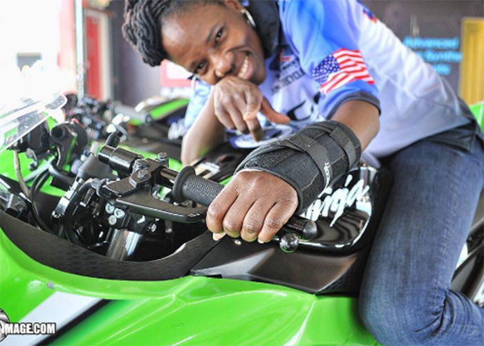 Nữ diễn viên đóng thế Joi Harris đã thiệt mạng khi đang quay một cảnh đi motor trên phim trường “Deadpool 2” ở Vancouver, British Columbia vào tháng 8/2017. Đây là bộ phim đầu tiên Joi tham gia với tư cách diễn viên đóng thế. (Ảnh: Instagram)