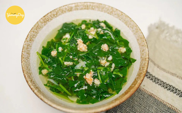 Những loại rau này được các mẹ trồng nhiều trong vườn và cũng khá phổ biến ở các chợ Việt. Ảnh: Yummy Day.