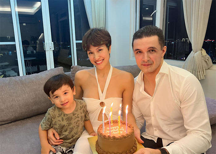 Tháng 6/2019, Phương Mai kết hôn với Marcin Miller sinh năm 1985, người gốc Ba Lan, là giám đốc cho tập đoàn tư vấn tài chính, chuyên tư vấn cho chính phủ hàng đầu thế giới về phát triển kinh tế. Hai người đã có một con trai, bé Henryk, tên tiếng Việt là Thiên Vương.