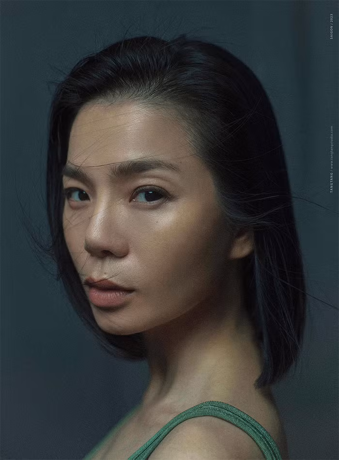 Nhân dịp sinh nhật, "nữ hoàng phòng trà" cũng chụp một bộ ảnh mặt mộc rất ấn tượng để kỷ niệm.