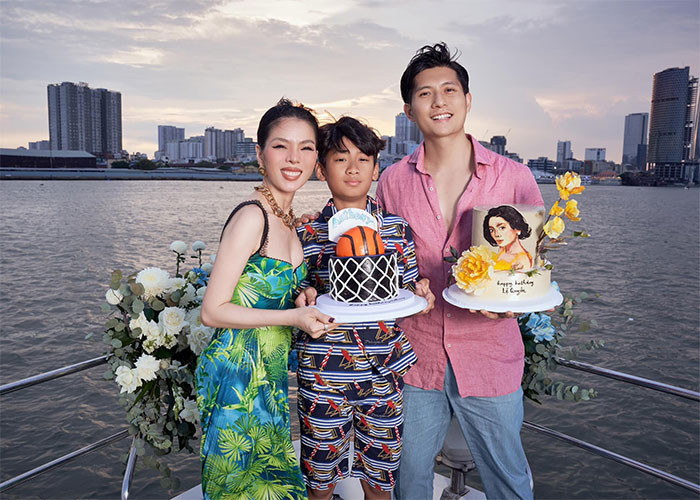 Lệ Quyên hạnh phúc đón tuổi mới bên con trai và tình trẻ, người mẫu Lâm Bảo Châu.