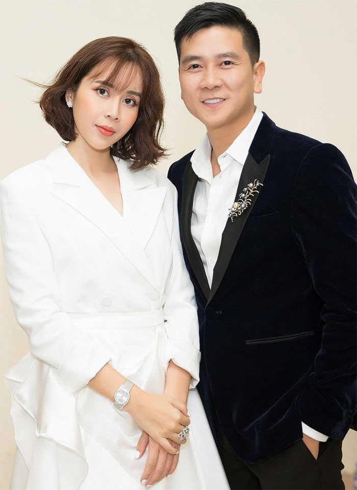 Sau scandal của chồng - nhạc sĩ Hồ Hoài Anh tại Tây Ban Nha vào cuối tháng 6/2022, Lưu Hương Giang rất kín tiếng và ít xuất hiện trong các sự kiện.