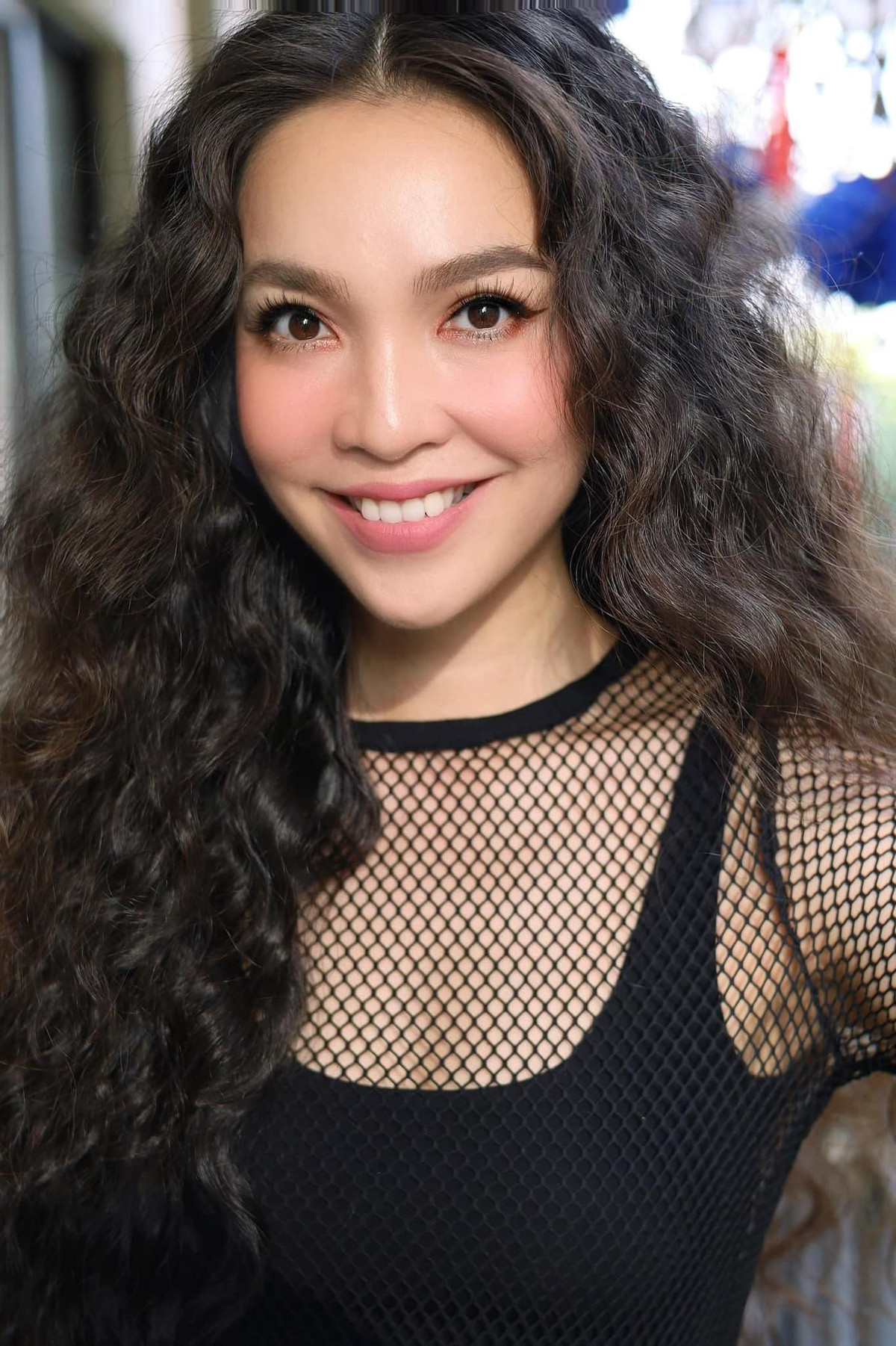 Bà mẹ đơn thân còn dí dỏm viết: "Bồ cũ của ai đó đang cười kìa!".