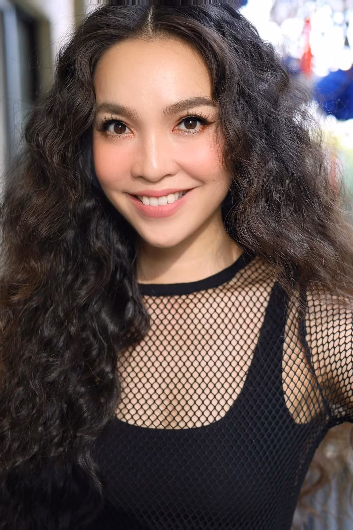 Bà mẹ đơn thân còn dí dỏm viết: "Bồ cũ của ai đó đang cười kìa!".